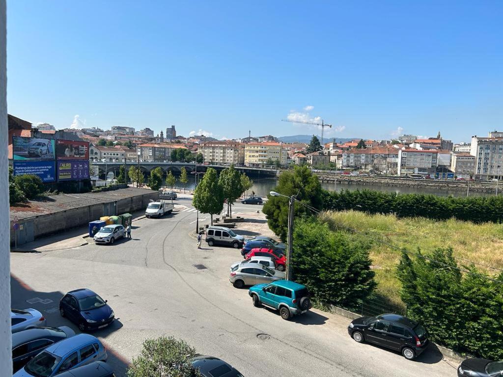 Loft O Burgo Apartment Pontevedra Bagian luar foto